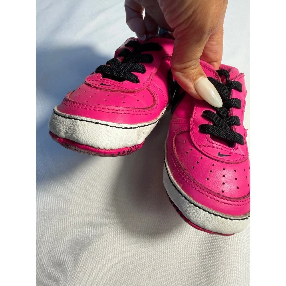 Nike‎ Force 1 Crib Pink Black White Baby Sneakers Size 4C